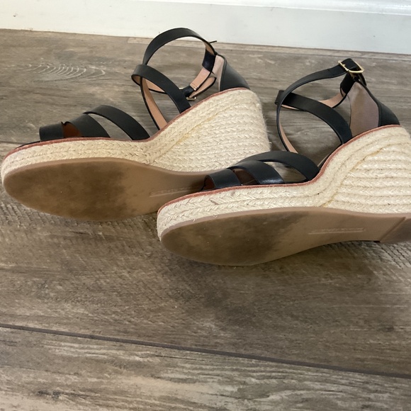 Black Banana Republic Wedges size 9 - Picture 2 of 5